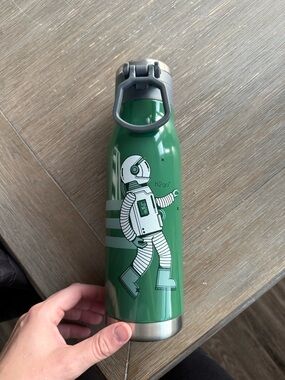 h2go Green Astronaut Stainless Water Bottle